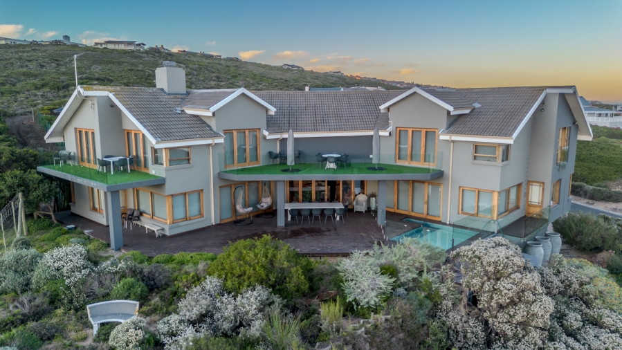 7 Bedroom Property for Sale in Moquini Coastal Estate Western Cape